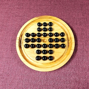 8" Solitaire Board Game