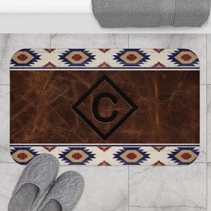 Tappetino da bagno con motivo in pelle azteca rosso bianco e blu CUSTOM CATTLE BRAND, arredamento per la casa in stile western per ranch, arredamento sud-occidentale