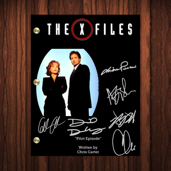 The X Files Signed Autographed Reprint Script Full Screenplay Pilot Episode Full Cast Autograph David Duchovny Gillian Anderson