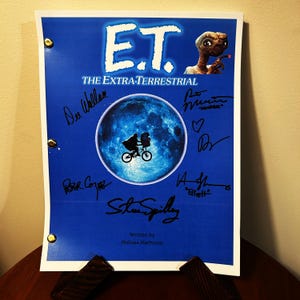 ET the Extra Terrestrial Movie Script Full Screenplay Full Script Autographed Signed Henry Thomas Steven Spielberg