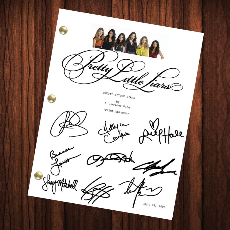 Pretty Little Liars TV Show Script Pilot Episode Signed Autographed ...