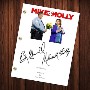 Mike und Molly signiert signiert Nachdruck Skript Volldrehbuch Pilot Folge TV-Serie Billy Gardell Melissa McCarthy