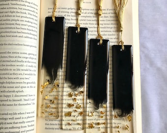 Handmade Resin Bookmarks, Set of 4, Black and Gold Flakes, Book Lovers Gift, Readers Book Accessories, Unique Stationery, Bibliophile Gifts