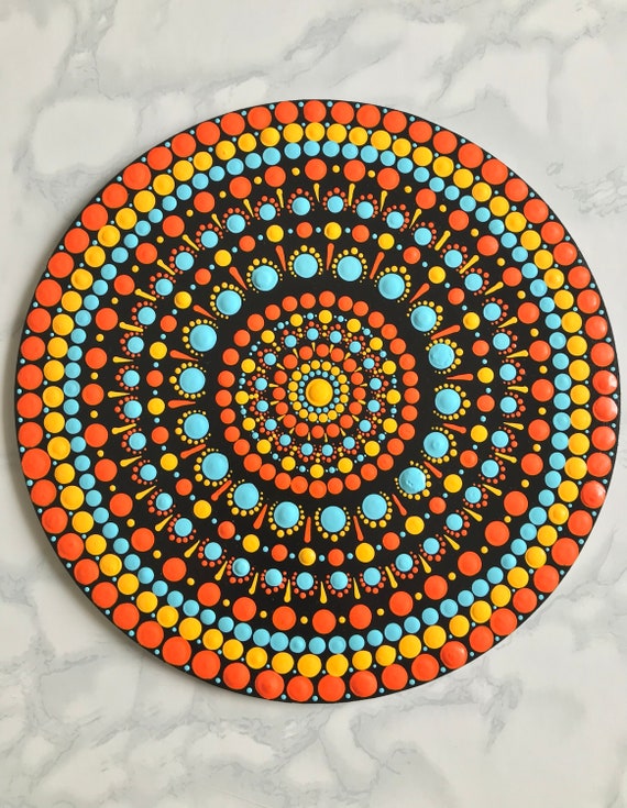 Dot mandala - dot painting