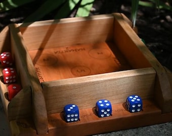 Original Würfelspiel - Hamartia - Schnelles Gesellschaftsspiel - Made in Texas