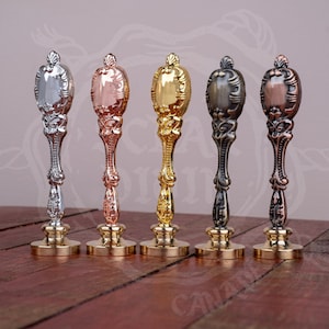 Mango de metal • Sello de cera • Vintage • Boda • Metal • Guardar la fecha • La cera se derrite • Hecho a mano • Corona • Floral • Cobre • Sello • Carta