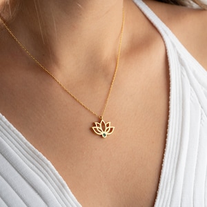Personalized Lotus Necklace With Birthstone,Dainty Lotus Flower Necklace,Lotus Charm Necklace,Minimalist Birthstone Necklace on Lotus Flower