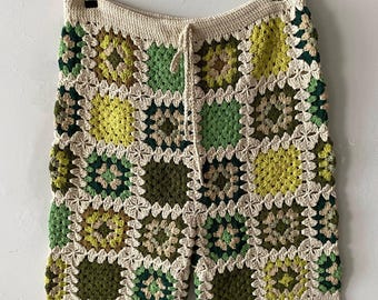 Pantalones cortos de abuela cuadrados de crochet verde hechos a mano: tejido de algodón unisex