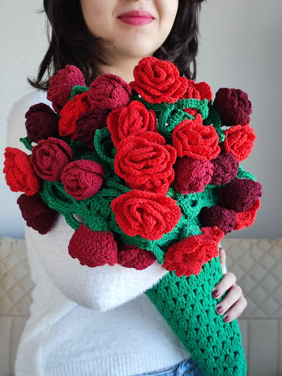 Bouquet di fiori all'uncinetto fatto a mano: bouquet di filato, rosa, tulipano, peonia, dalia, girasole lavorati a maglia, regalo per lei, compleanno, fidanzata, regalo di ringraziamento - Italia