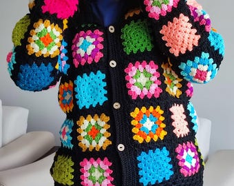 手編みのマルチカラークロシェカーディガン：刺繍ウール混紡 - Etsy 日本
