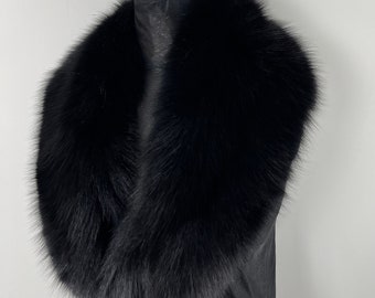 Collar de piel de zorro negro auténtica: estola negra de lujo
