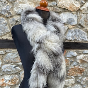 Fur scarf, fox fur scarf, genuine fur, warm and fluffy fur scarf