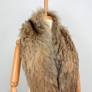 Genuine Finn Raccoon Fur Stole: Extra Long Fur Collar