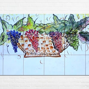 Piastrelle architettoniche, murales a mosaico dipinti a mano da 36 x 18 pollici, design del paraspruzzi della cucina con cesto d'uva - Piastrelle in ceramica per pareti