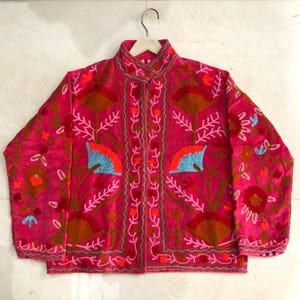 Pink Embroidery floral Jackets Velvet inner Cotton Bohemian Style Winter Coat Street wear Bomber Boho Reversible Jacket for Women fashion