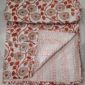 Bohemian Orange Printed Cotton Bedcover Indian Kantha Quilt Handmade Bedding Orange Bedspread Boho Throw Blanket Large Queen Quilt Décor