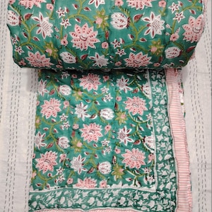 Quilt, Hand Block Printed 100% Pure Cotton Cloth Quilted Throw Blanket, Cover for Couch and Bed, Lap Bedding Coverlet Luxury Oversized Quilt