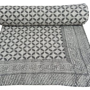 Handblockbomullsquilt: Handfärgat indiskt blocktryckt Kantha-överkast