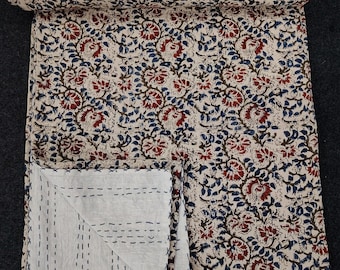 Indische handgefertigte neue Kollektion mit Blumenmuster, Kantha-Steppdecke aus Baumwolle, mehrfarbige Designs, Kantha-Tagesdecke, Handblock-Kantha für Heimdekoration