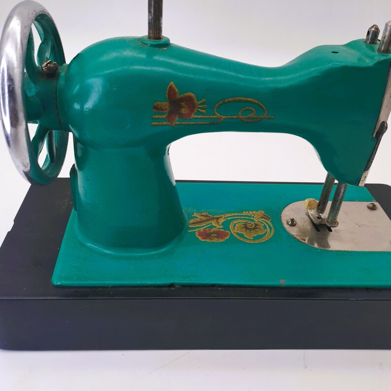 Toy Hand Crank Sewing Machine 3MU Made in USSR Etsy