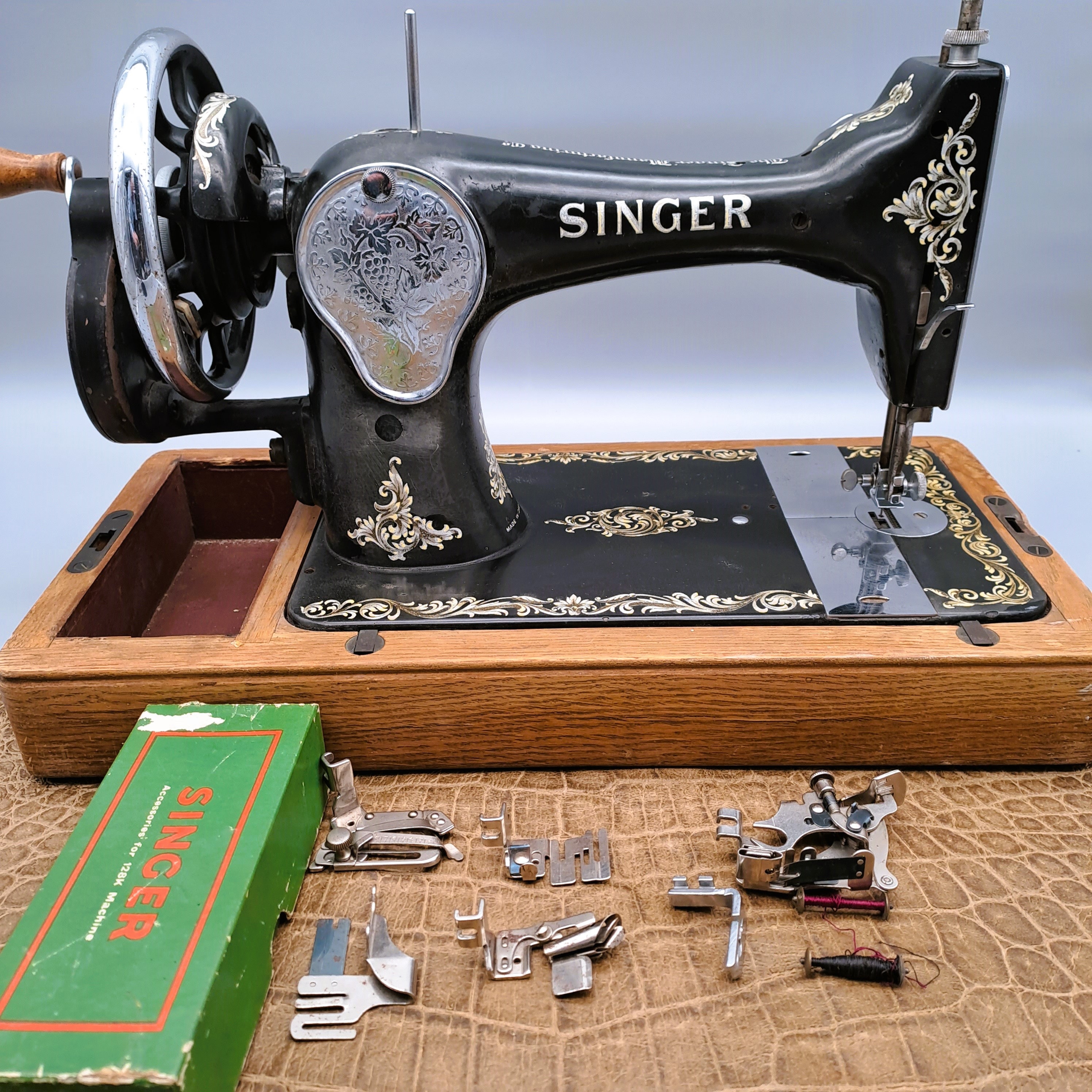 Singer Hand Crank Sewing Machine Year 1952 Model 128K Rococo Etsy