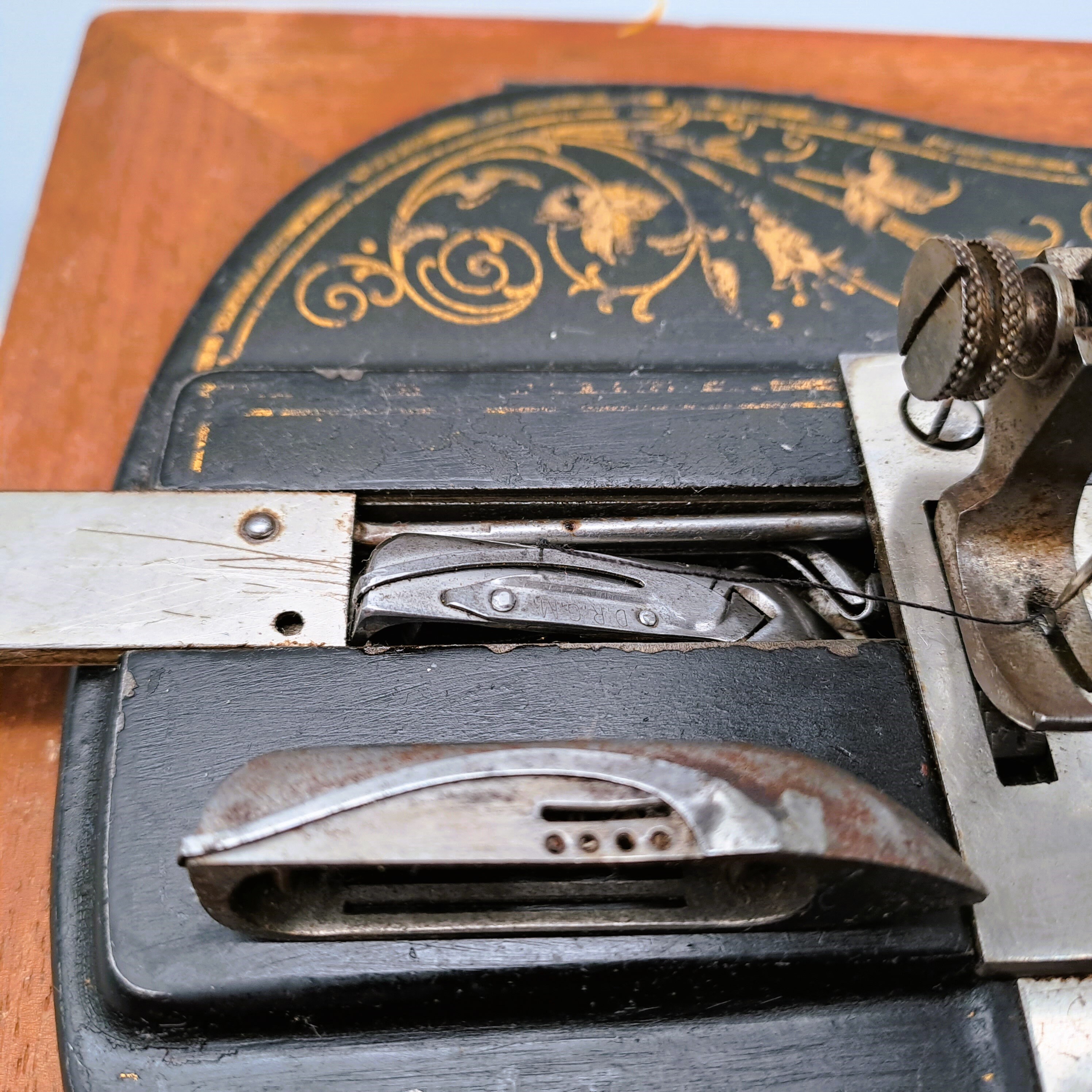Crank Sewing Machine From the 1800s With a Violinshaped Base Etsy
