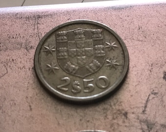 Coins Circulation coin Portugal 2.50 escudos 1978