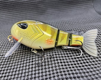 5 in 1.6oz Wake N Crank wake bait in my "Perch" pattern