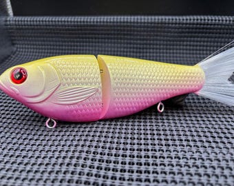 7" Slow Sink Big Belly Shad in Raspberry Lemonade