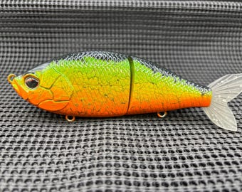 6" Evergreen ES Flat Glide KO in Rasta Shad pattern