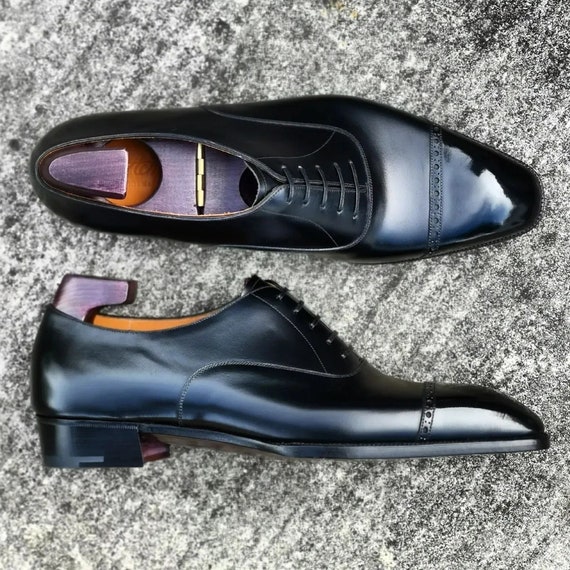 Men's handmade elegant one buckle shoes in black calf leather