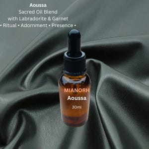 Aoussarabia Oil Blend – Sacred 27-Essence Inspired Perfume Oil | Ritual Body Oil in Baobab, Infused with Labradorite & Garnet by Mianorh