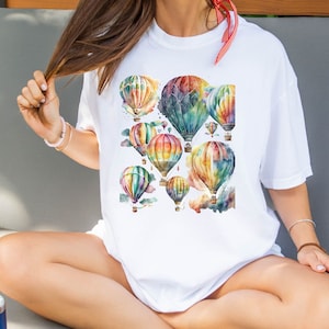 Retro Hot Air Balloon T-Shirt – Vintage Balloon Festival Graphic Tee, Adventure Travel Shirt, Festival Outfit for Balloon Lovers
