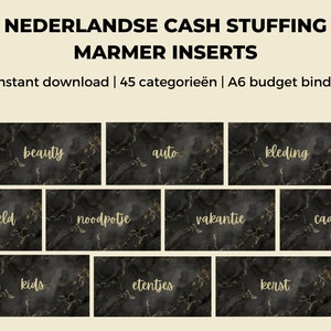 Puede incluir: Un conjunto de 12 insertos imprimibles para carpeta de presupuesto con fondo de mármol negro y detalles dorados. Los insertos presentan palabras holandesas como "beauty", "auto", "kleding", "spaargeld", "noodpotje", "vakantie", "cadeaus", "kids", "etentjes", "kerst" y "date".