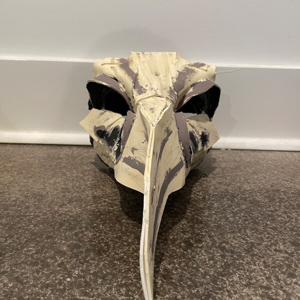 A crow skull Dino mask|| need gone