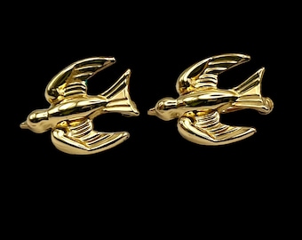 Vintage Coro Pegasus Earrings Signed 90s Gold tone Flying Swallows Original Hallmark 1940s