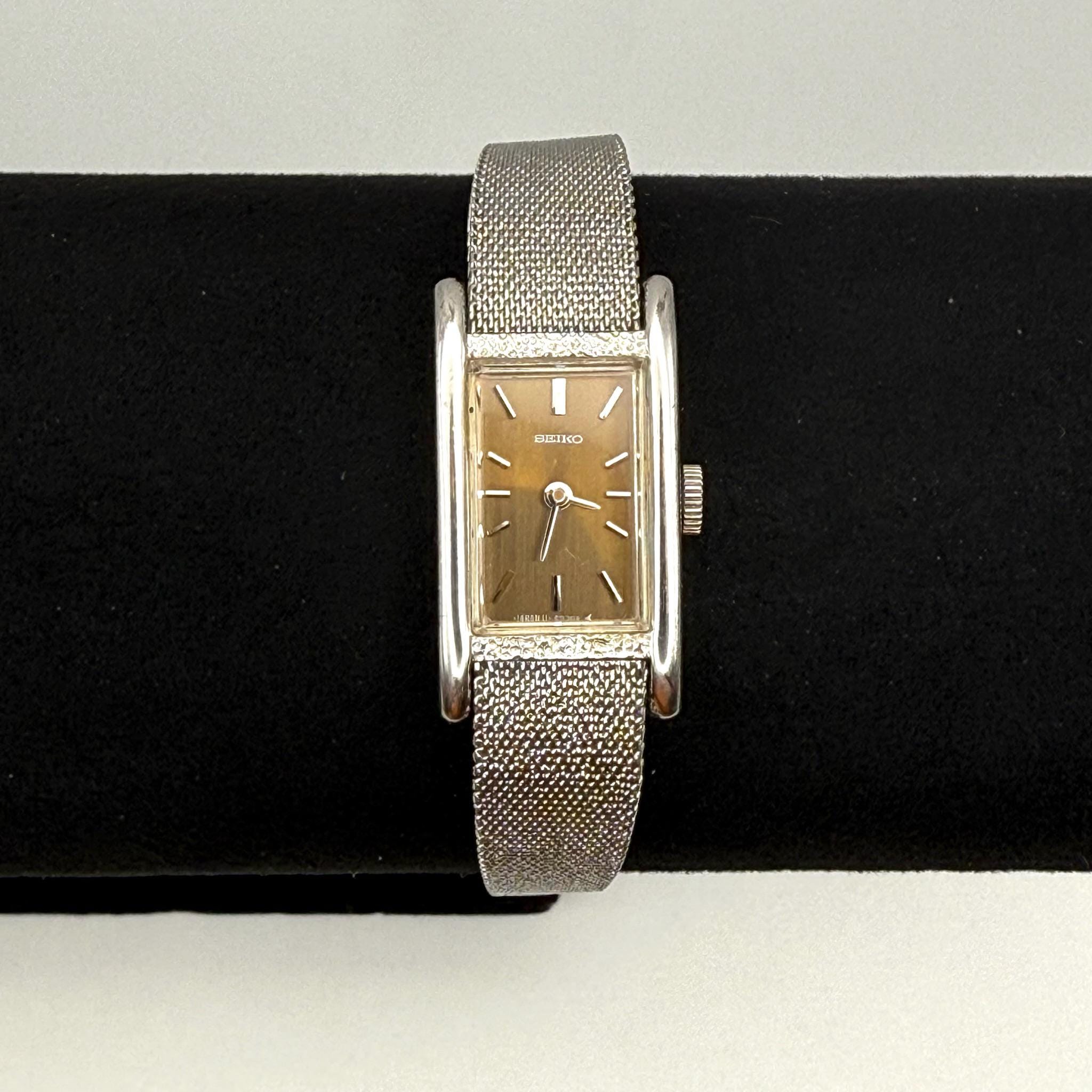Vintage 70\'s Seiko Ladies Watch Mechanical Wind Up Rectangular Working Vintage 1970s Seiko Women main image 4