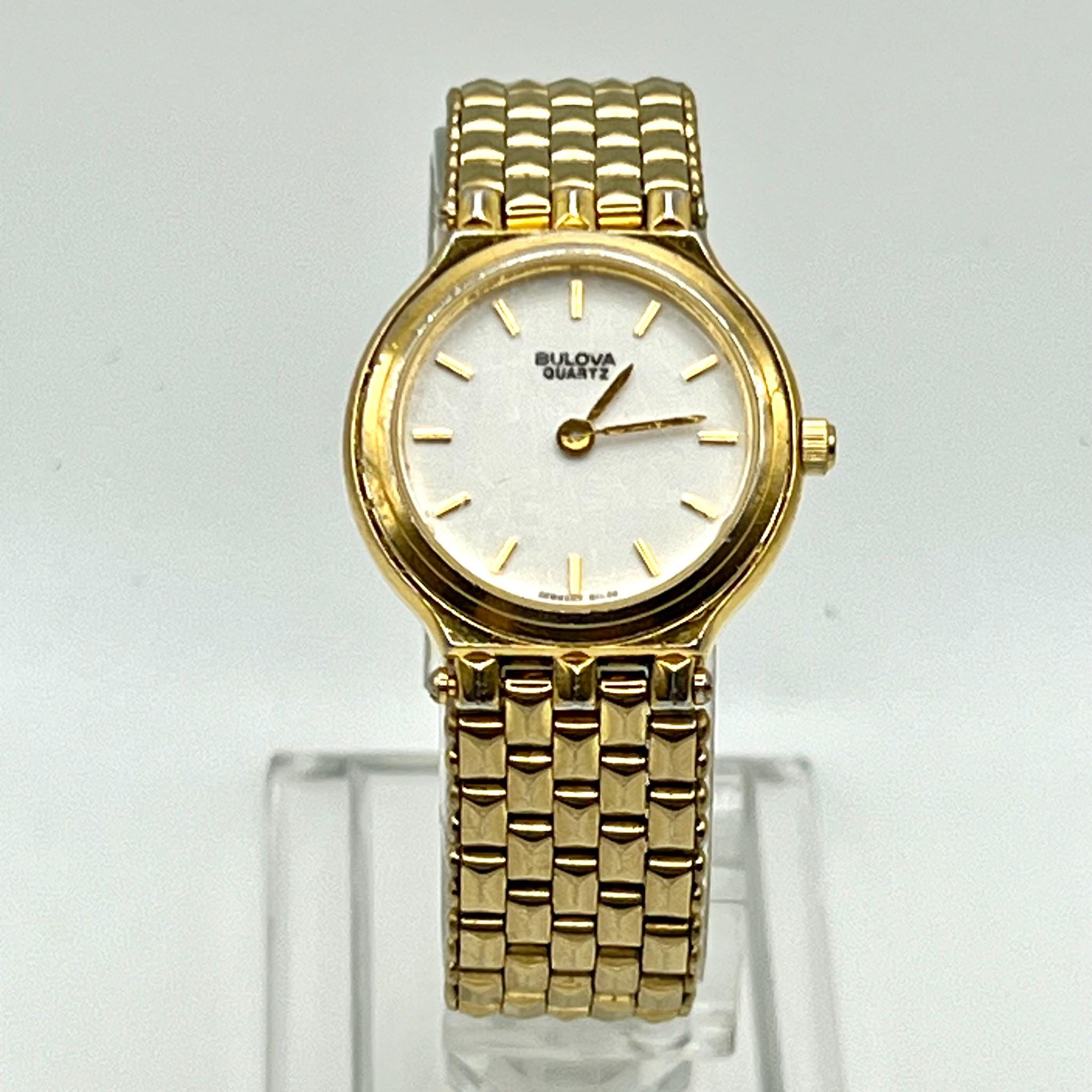 Vintage Bulova Ladies T2 1992 Germany Round White and Gold Vintage Bulova Ladies T2 1992 Germany Round White and Gold