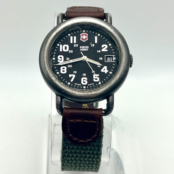 Vintage Victorinox 1997 Unisex Swiss Army : Cavalry Gun Metal 37MM