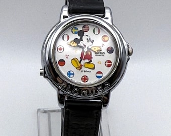 Vintage Lorus Disney Mickey Mouse Musical Watch V422-0010 ZO 