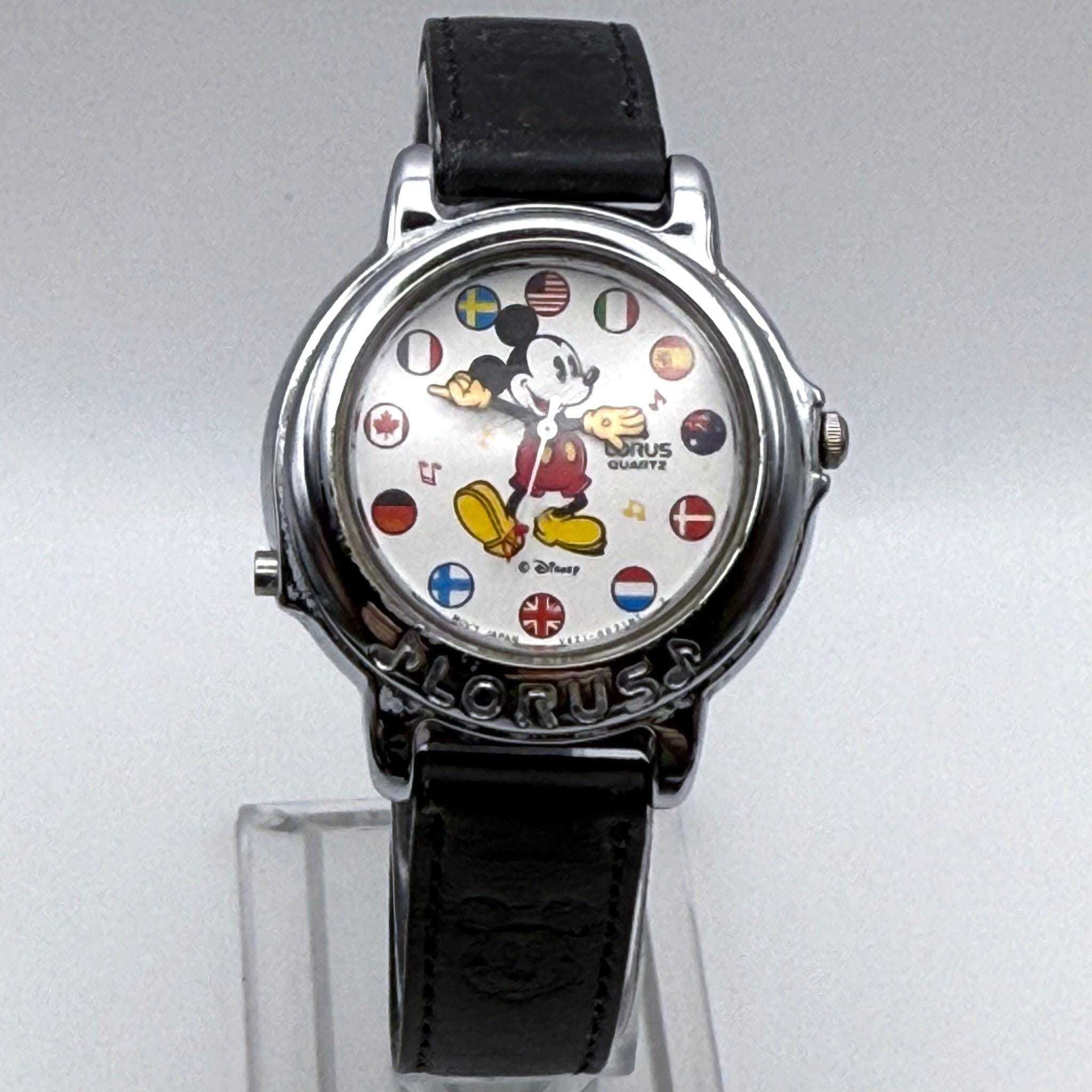 Vintage Lorus Mickey Mouse Watch: Musical Small World  display picture 3