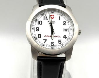 Vintage Victorinox Swiss Army Woman display picture 3
