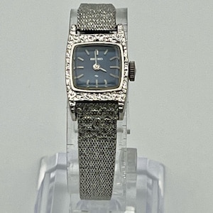 Vintage Seiko 1990&#39;s Ladies  Petite Rectangular Mechanical Watch Working