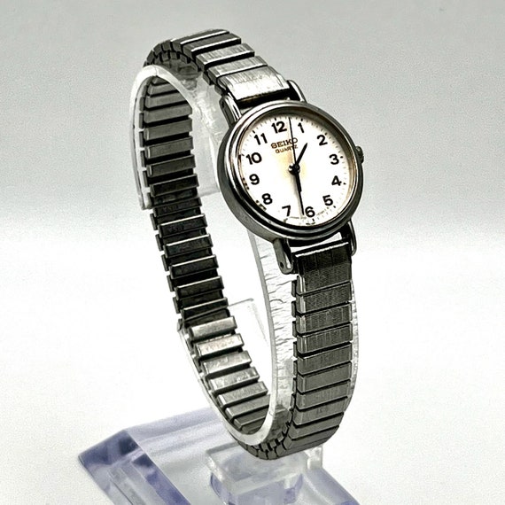 Seiko Vintage Ladies Round Silver tone Flexible B… - image 2