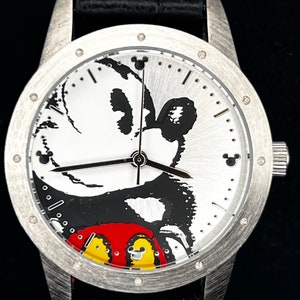 Vintage Walt Disney Limited Edition Mickey Mouse Unisex Collectable watch Working