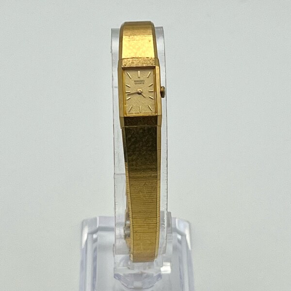 Seiko Vintage Petite Rectangular Gold Tone Ladies Watch Working