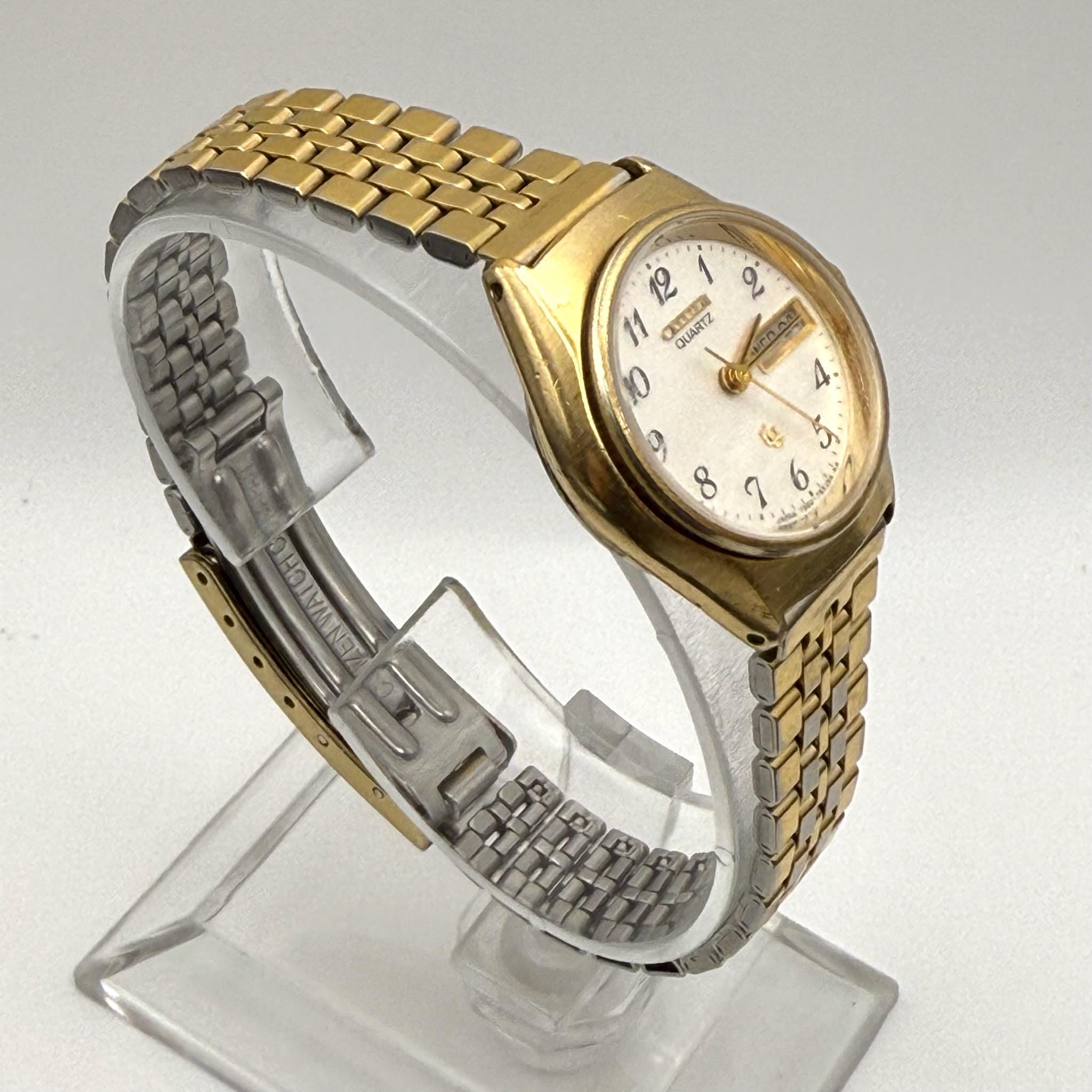 Vintage Citizen 1980\'s Ladies Watch Rare Quartz Crystron  22mm Gold tone Working Vintage Citizen Ladies Watch : Rare Quartz Crystron 22mm  main image 3