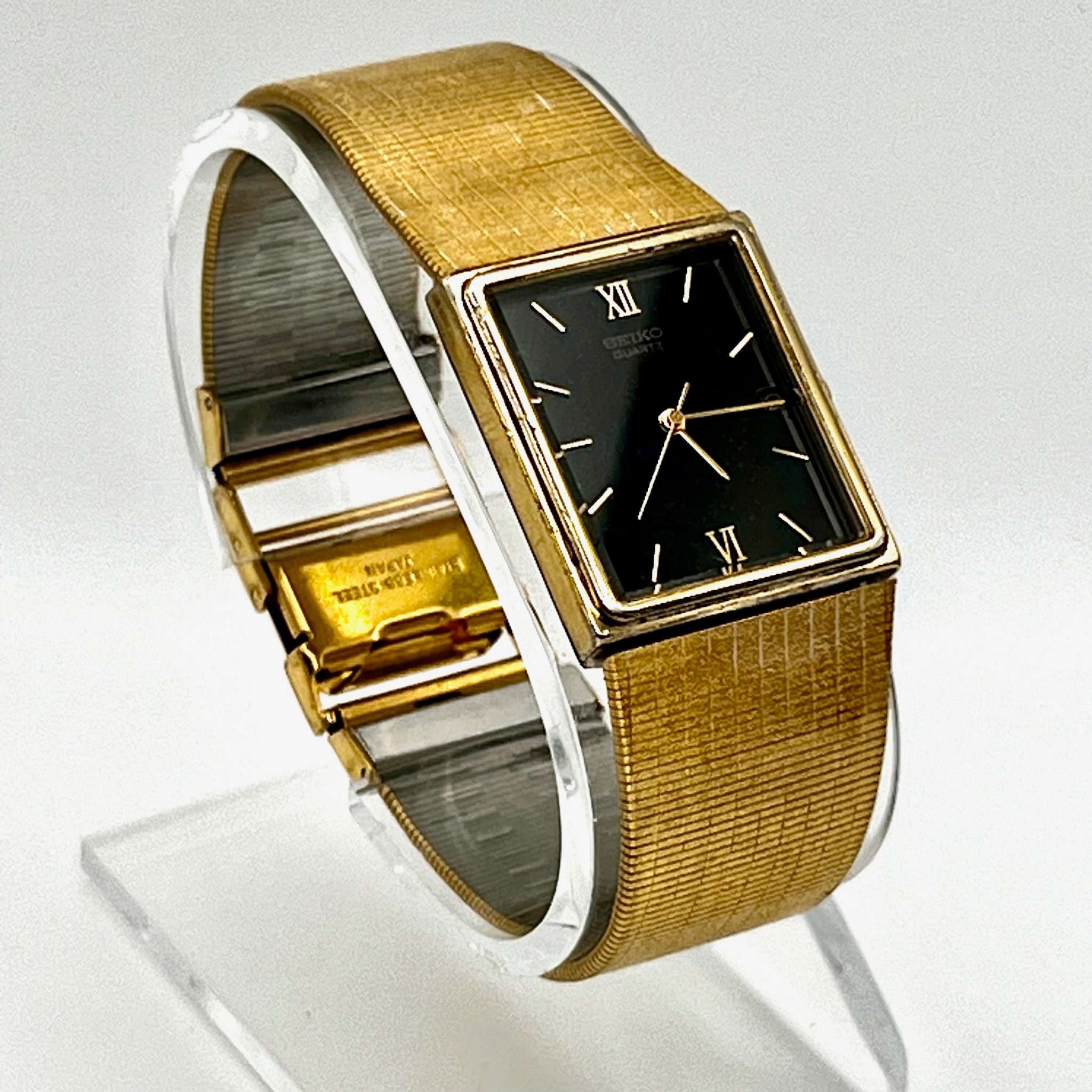 【稼働◯、レア】SEIKO 5P32-5C00 スクエア ヴィンテージ Vintage Seiko Unisex Watch : 80's Gold Black Tank Rectangular