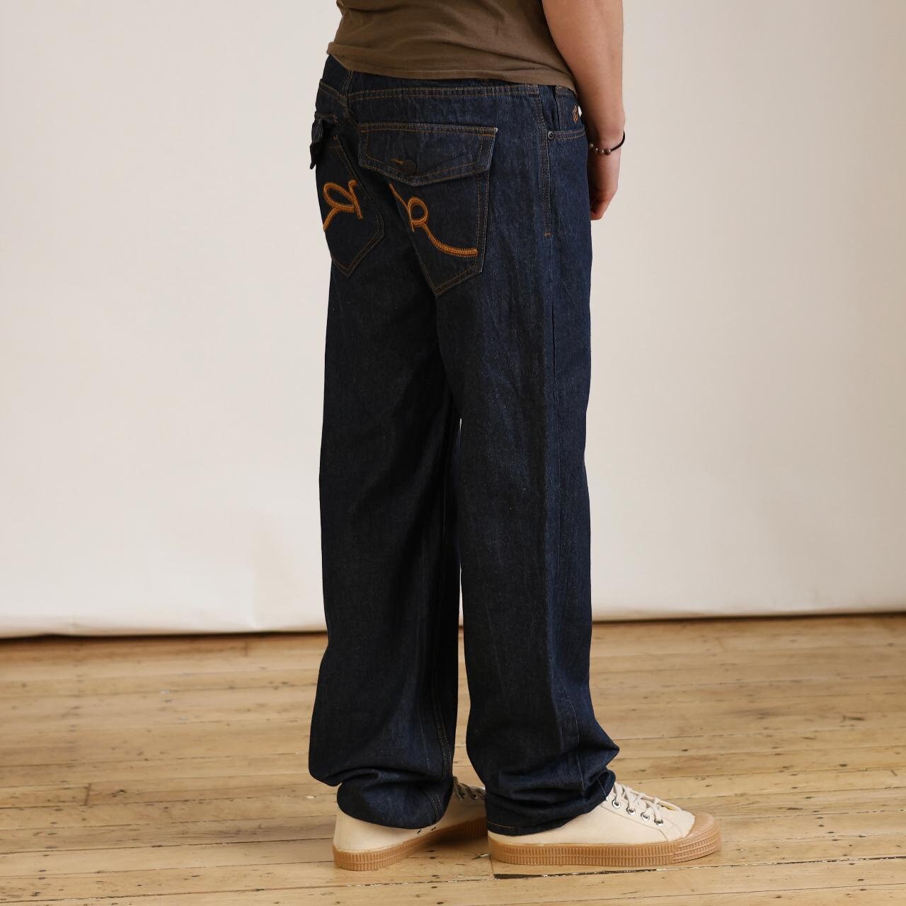Rocawear classic hot sale fit jeans