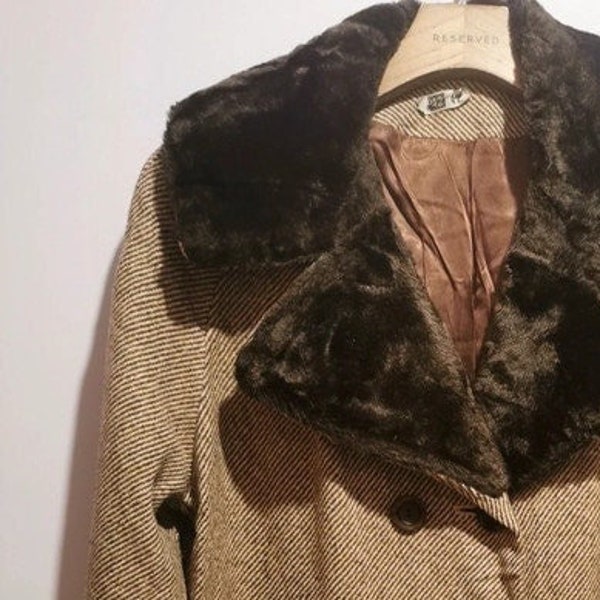 Vintage Wool Coat Jacket from 1960s  With Fur Collar | Vintage Wolljacke aus den 1960er Jahren mit Pelzkragen